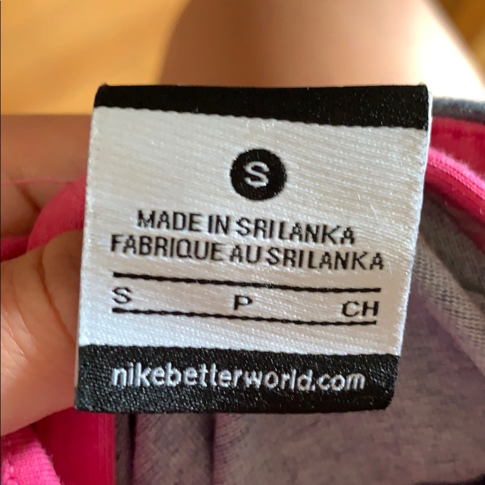Nike jacket - Picture 3 of 3